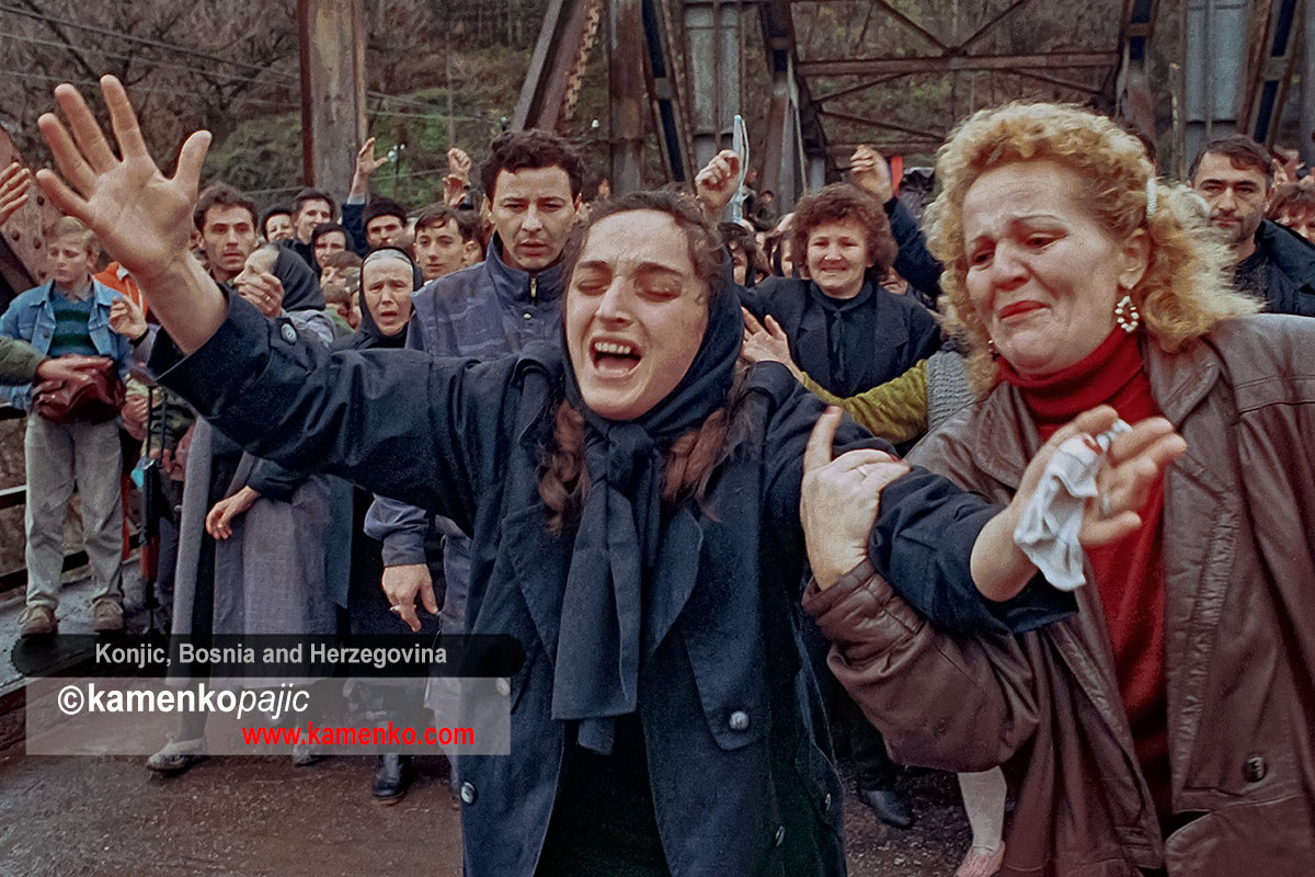 Bosnian Serb women block a UN aid convoy
