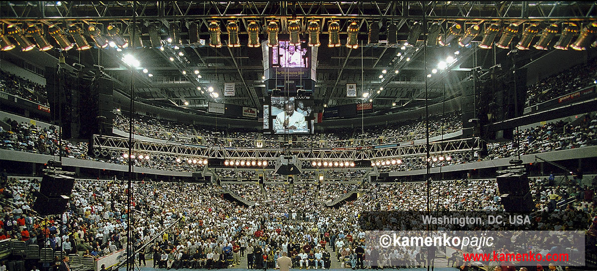 Audience listens to Bishop T.D. Jakes at the Verizon Center on the opening night of his three-day "Manpower" conference in downtown Washington, D.C.