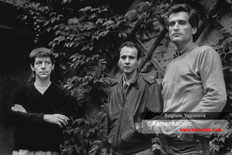 Rimtutitiku sastavljen od Članova grupa EKV, Elektrčni Orgazam i Partibrejkers: Milan Mladenović (1958-1994), Srdjan Gojković-Gile, Zoran Kostić-Cane, Nebojša Antonijević-Anton, Borko Petrović, Goran Čavajda-Čavke (1962 -1997), Zoran Radomirović-Švaba i Ljubomir Jovanović-Jovec.