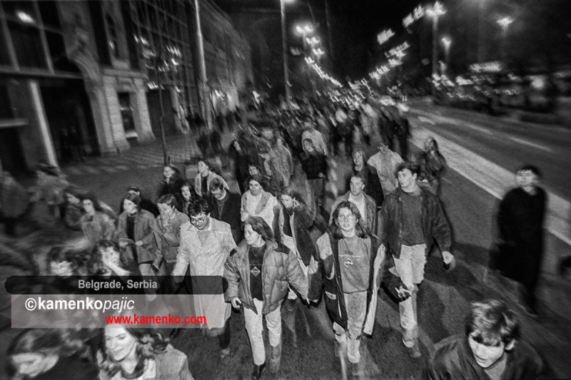 Rimtutitiku sastavljen od Članova grupa EKV, Elektrčni Orgazam i Partibrejkers: Milan Mladenović (1958-1994), Srdjan Gojković-Gile, Zoran Kostić-Cane, Nebojša Antonijević-Anton, Borko Petrović, Goran Čavajda-Čavke (1962 -1997), Zoran Radomirović-Švaba i Ljubomir Jovanović-Jovec.